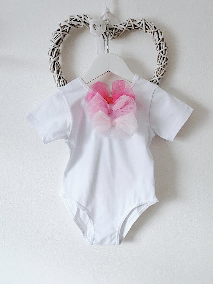 Girls Pink Bows Short Sleeve White Dance Leotard Girls Pink Bows Short Sleeve White Dance Leotard
